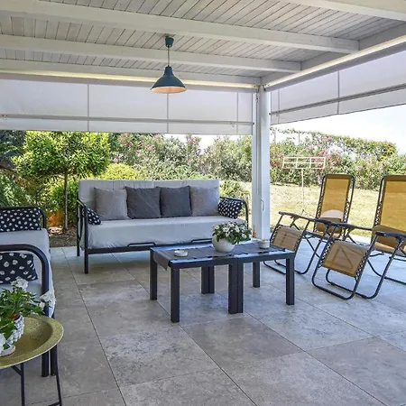 Gorgeous In With Wifi Holiday home *