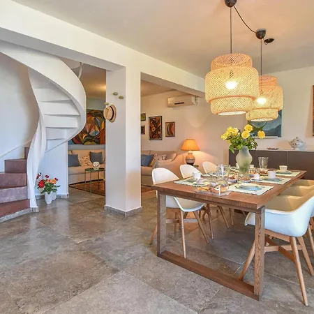 Gorgeous In With Wifi Holiday home *