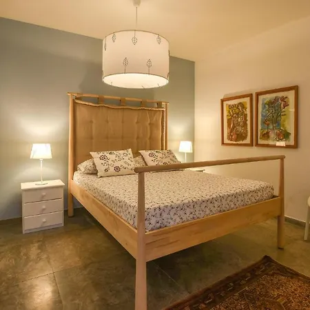 Gorgeous In With Wifi *